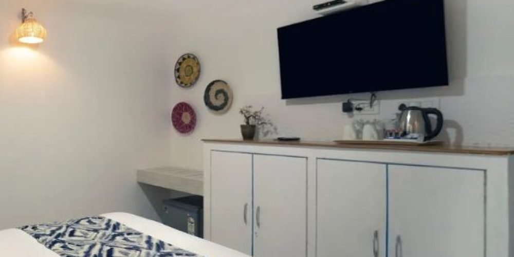 deluxe family room